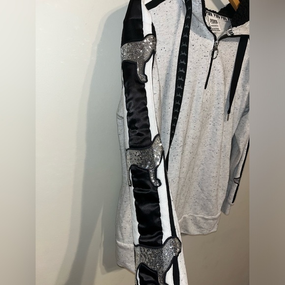 RARE Victoria's Secret Pink Bling Campus Sherpa Hooded Q Zip Silver Dog Ptp 21” - Picture 3 of 4